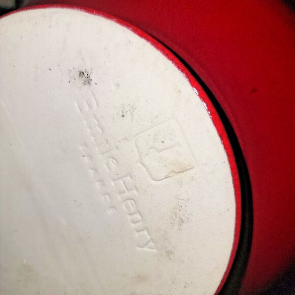 Emile Henry Le Potier Covered Tureen Soup Bowl Cooker 4 Qt Red w Lion Head VTG - Picture 8 of 16